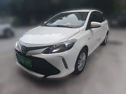 TOYOTA VIOS FS 2017 — 74 600 км, Китай — под ключ — фото 1