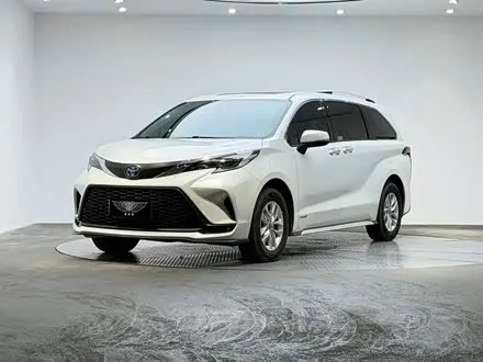 TOYOTA GRANVIA 2023
