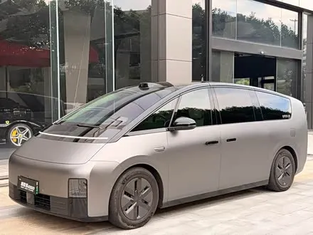 LI AUTO MEGA 2024