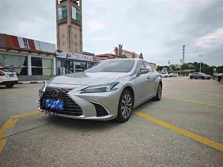 LEXUS ES — из Китая под ключ