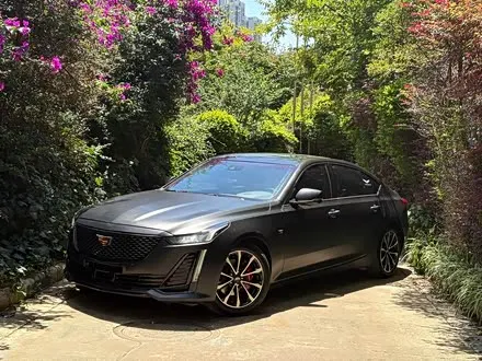 CADILLAC CT5 — из Китая под ключ