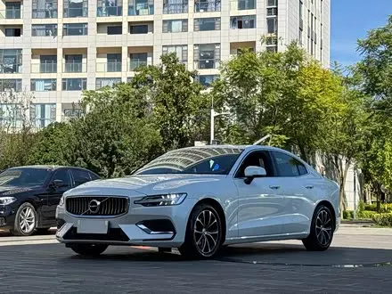 VOLVO S60 — из Китая под ключ