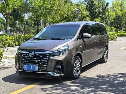 BUICK GL8 — из Китая под ключ