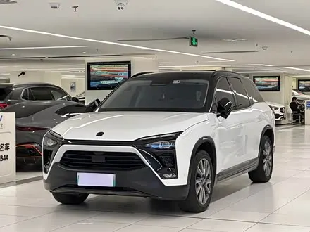 NIO ES8 — из Китая под ключ