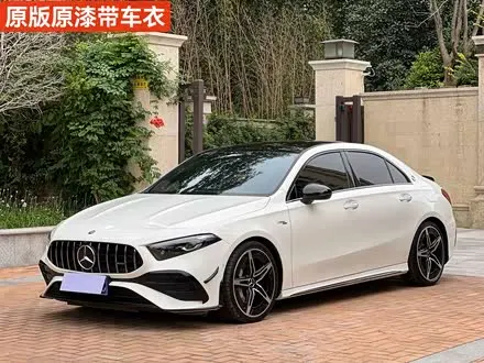 MERCEDES-BENZ A-CLASSAMG 2024