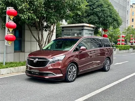 BUICK GL8 — из Китая под ключ