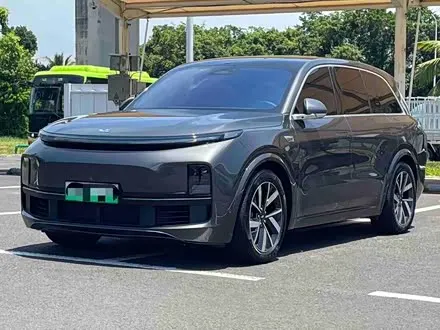 LI AUTO L8 — из Китая под ключ