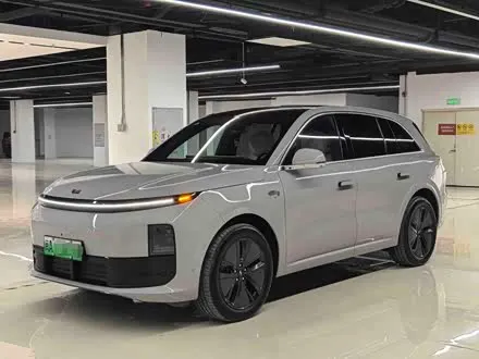 LI AUTO L6 — из Китая под ключ