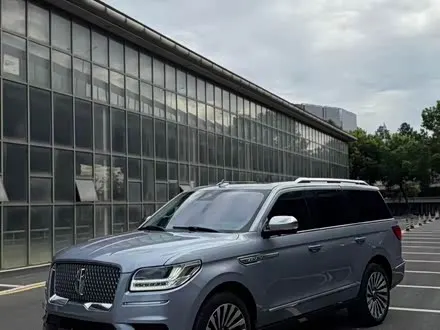 LINCOLN NAVIGATOR — из Китая под ключ