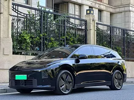 LI AUTO I6 — из Китая под ключ