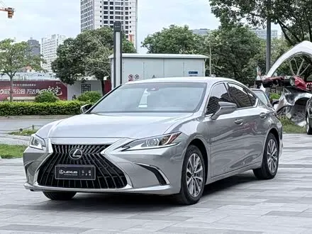 LEXUS ES — из Китая под ключ