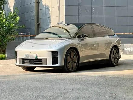 LI AUTO I6 — из Китая под ключ
