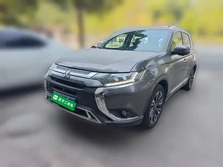 MITSUBISHI OUTLANDER — из Кореи под ключ
