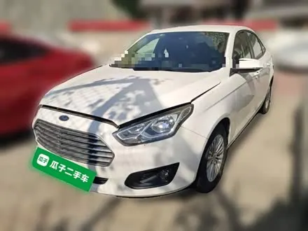 FORD ESCORT — из Кореи под ключ