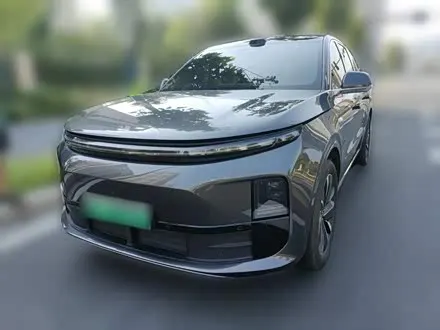 LI AUTO L6 — из Китая под ключ