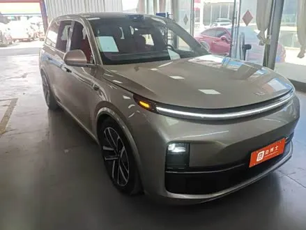LI AUTO L9 — из Китая под ключ