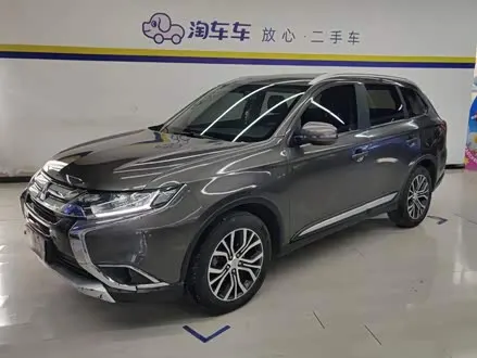 MITSUBISHI OUTLANDER 2018