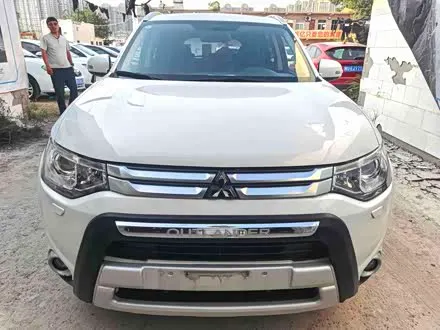 MITSUBISHI OUTLANDER — из Кореи под ключ