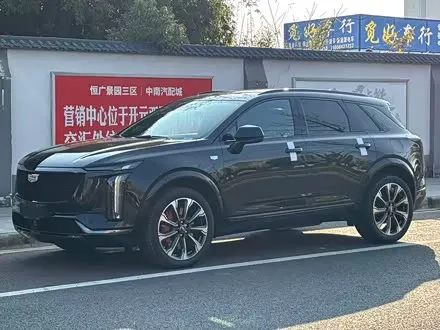 CADILLAC XT5 — из Китая под ключ