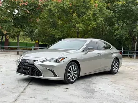 LEXUS ES — из Китая под ключ