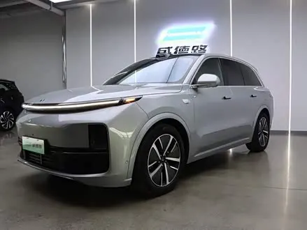LI AUTO L8 — из Китая под ключ