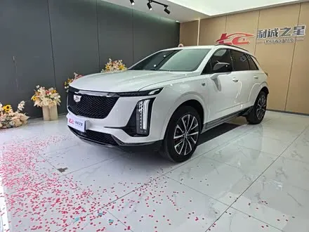 CADILLAC XT5 — из Китая под ключ