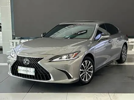 LEXUS ES — из Китая под ключ