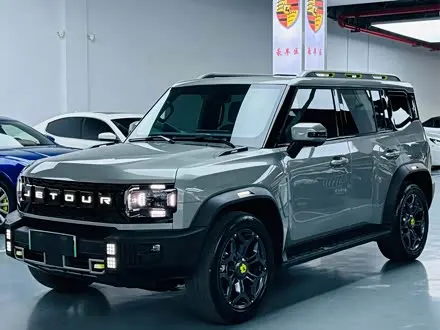 JETOUR TRAVELLER C-DM — из Китая под ключ