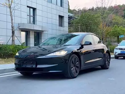TESLA MODEL 3 — из Китая под ключ