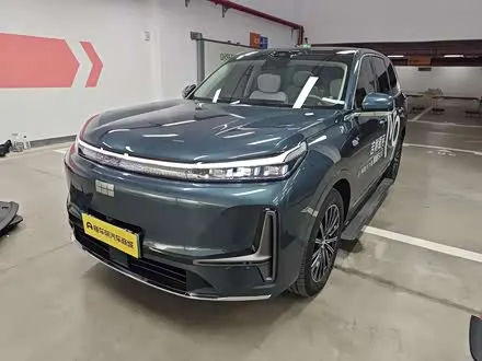 GEELY GALAXY M9 2025