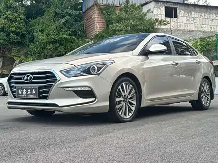 HYUNDAI MISTRA 2017