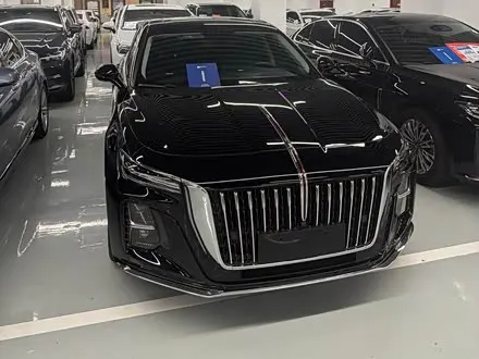 HONGQI H5 — из Китая под ключ