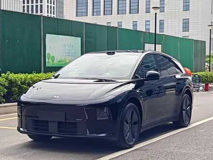 LI AUTO I6 — из Китая под ключ