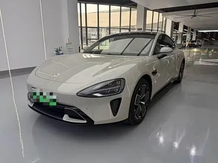 XIAOMI SU7 2024
