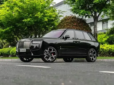 ROLLS-ROYCE CULLINAN 2025