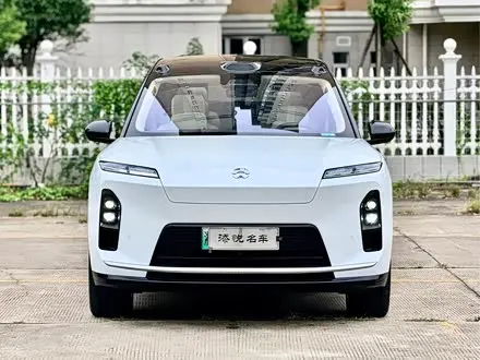 NIO ES8 — из Китая под ключ