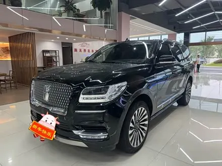LINCOLN NAVIGATOR 2020