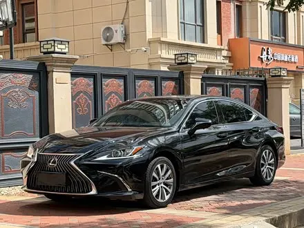 LEXUS ES — из Китая под ключ