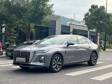 HONGQI H5 PHEV — из Китая под ключ