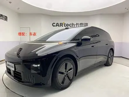 LI AUTO I8 2025