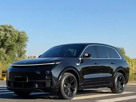 LI AUTO L8 — из Китая под ключ