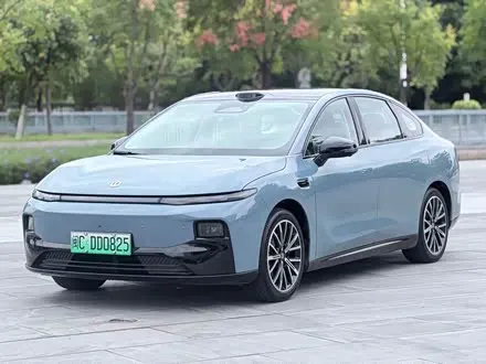 LEAPMOTOR B01 — из Китая под ключ