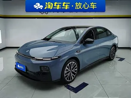 LEAPMOTOR B01 2025
