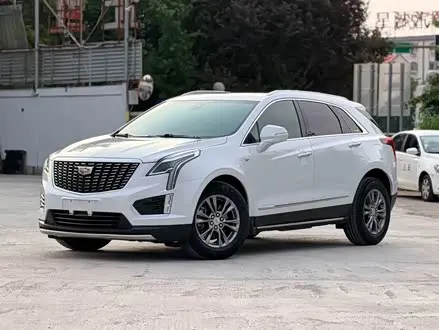 CADILLAC XT5 — из Китая под ключ