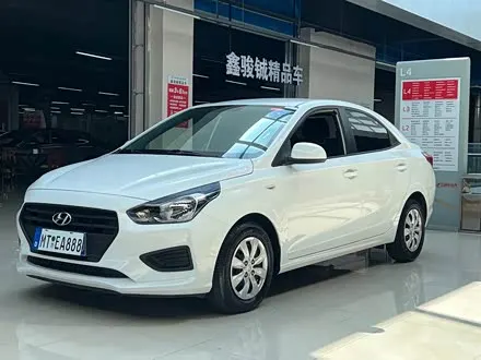 HYUNDAI VERNA 2017