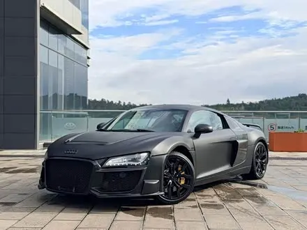 AUDI R8 — из Китая под ключ