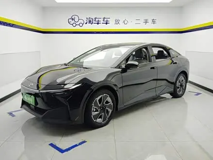 TOYOTA BZ3 2024