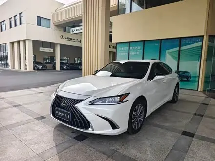 LEXUS ES — из Китая под ключ