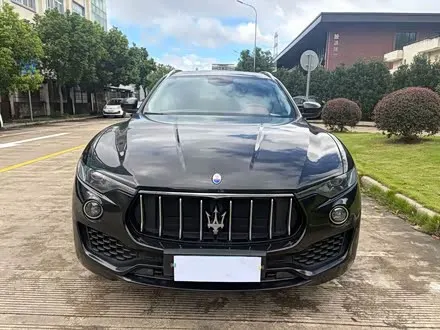 MASERATI LEVANTE — из Китая под ключ