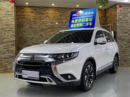 MITSUBISHI OUTLANDER — из Китая под ключ